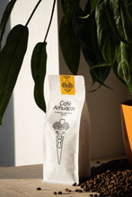 Load image into Gallery viewer, Café Arhuacos coffee beans